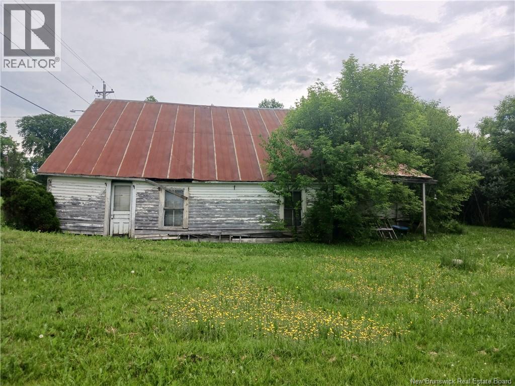 827 Central St., Centreville, New Brunswick  E7K 2B8 - Photo 4 - NB141909