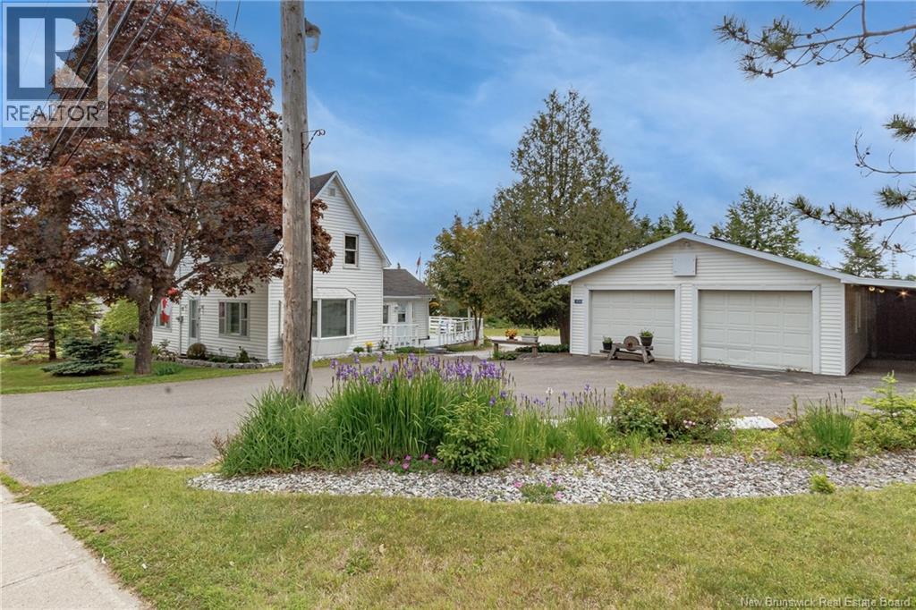 416 Hampton Road, Quispamsis, New Brunswick  E2E 4V5 - Photo 2 - NB141611