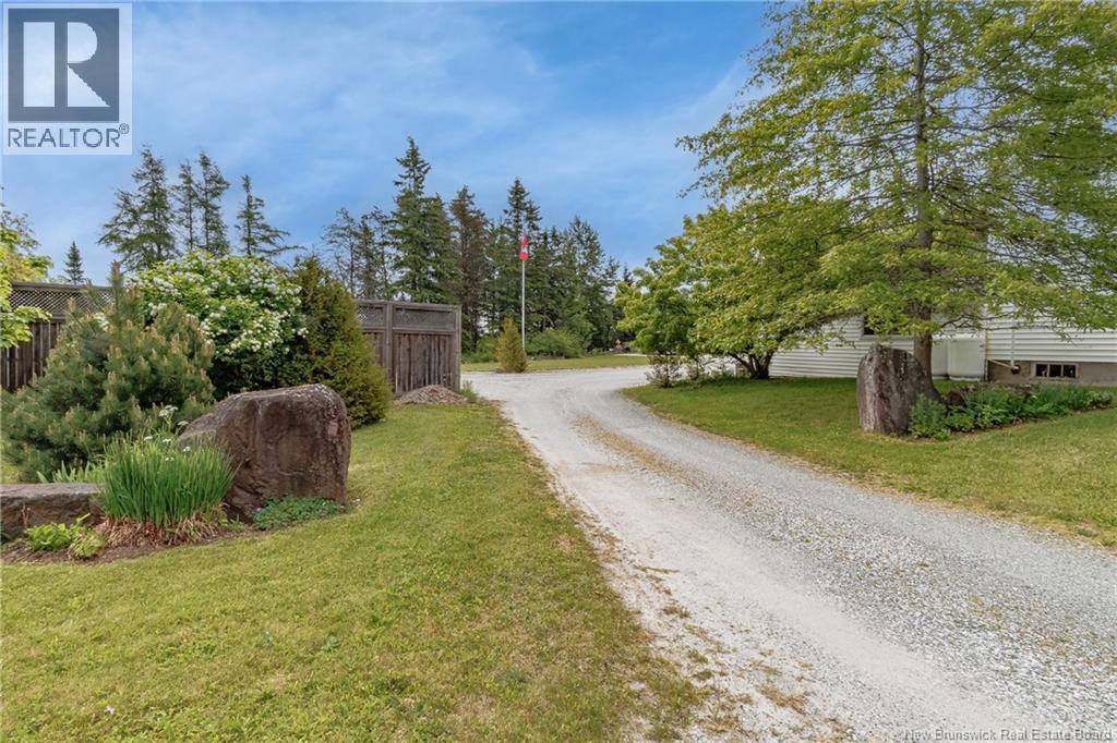 416 Hampton Road, Quispamsis, New Brunswick  E2E 4V5 - Photo 3 - NB141611