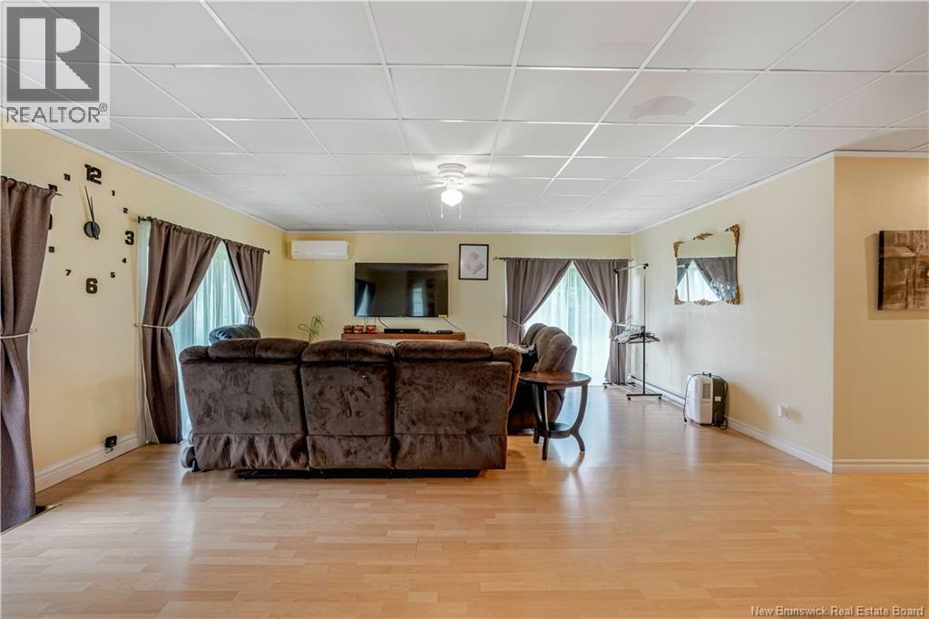 140 Wentworth Street, Woodstock, New Brunswick  E7M 2Z7 - Photo 14 - NB141826