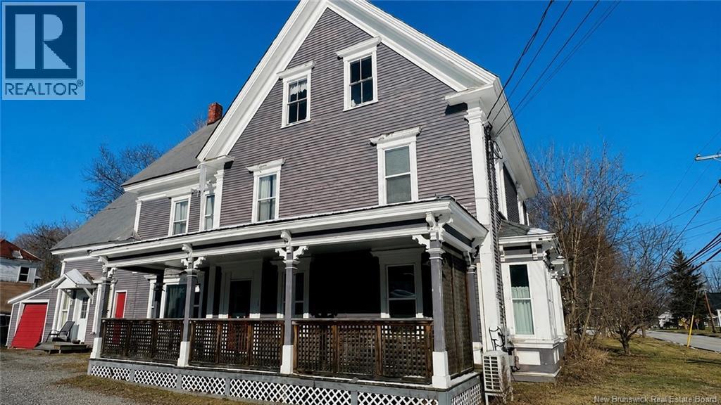 132 Broadway Street, Woodstock, New Brunswick