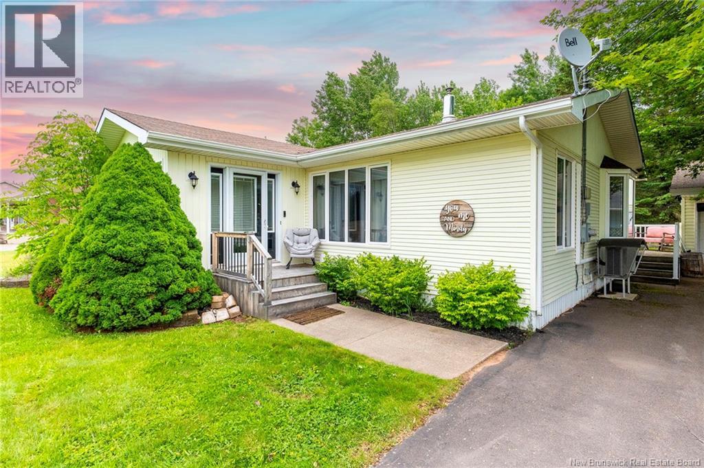 5 Broussard Street, Cap-Pelé, New Brunswick  E4N 1N1 - Photo 2 - NB140843