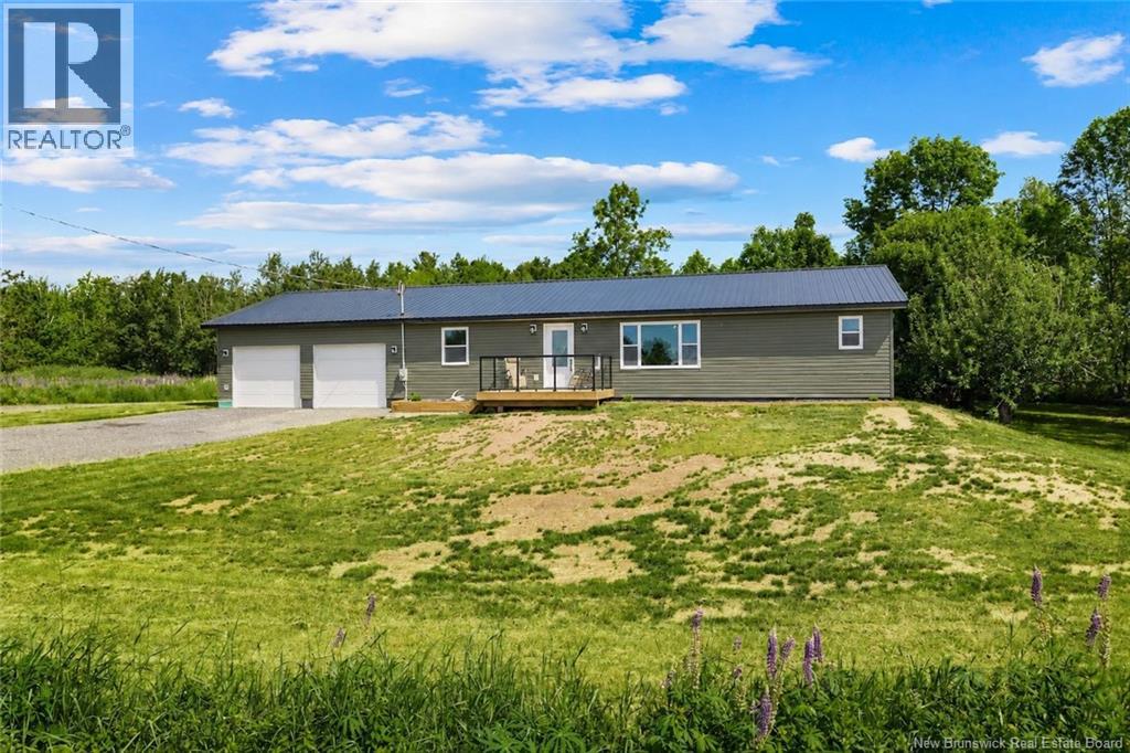 12 Mott Road, Waterborough, New Brunswick  E4C 2Z1 - Photo 2 - NB142304