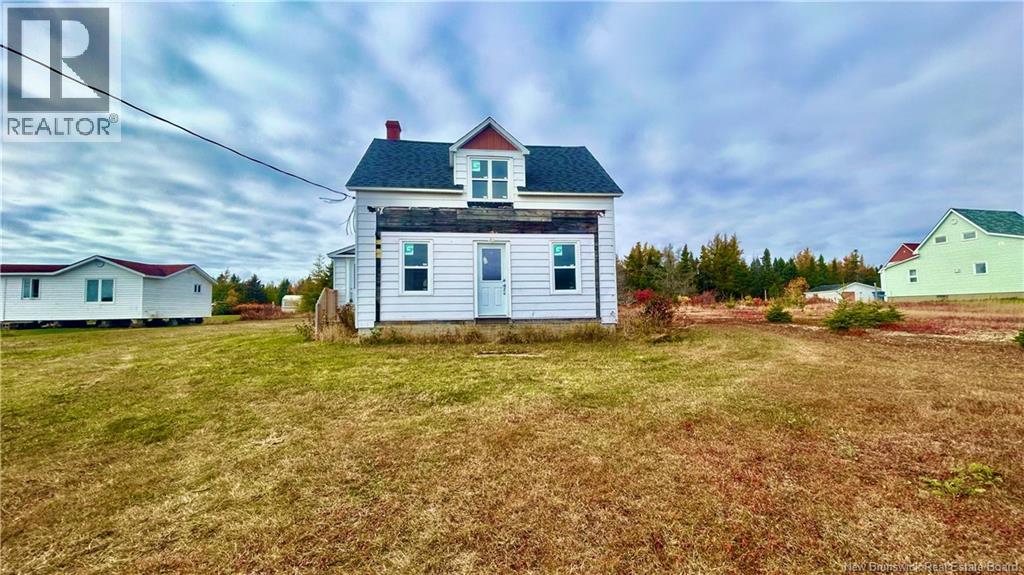 1723 De La Mer Boulevard, Saint-Marie-Saint-Raphaël, New Brunswick  E8T 1P9 - Photo 3 - NB142343