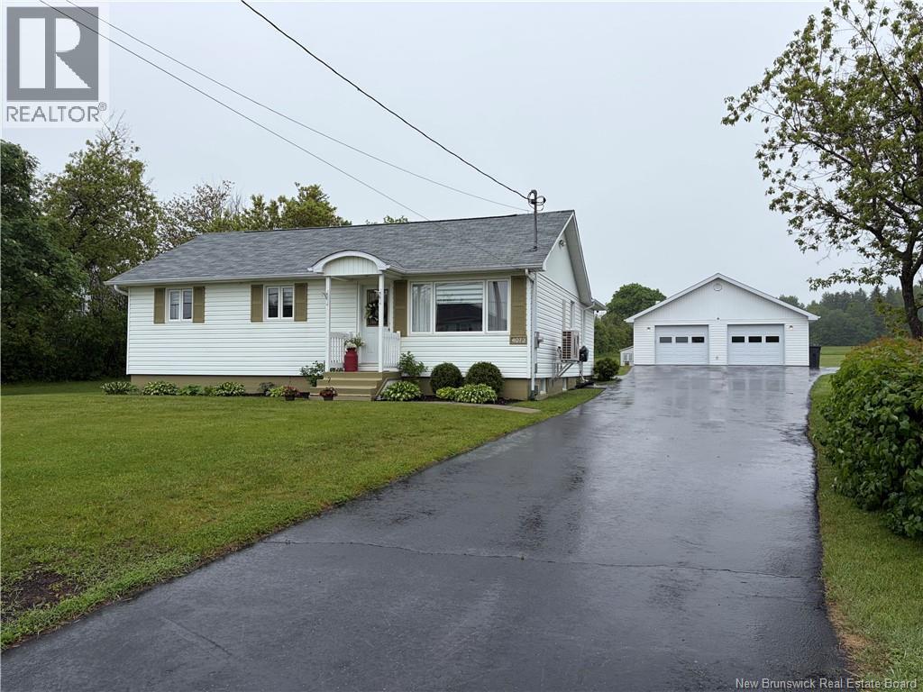 4073 Main, Belledune, New Brunswick  E8G 2K7 - Photo 1 - NB141436