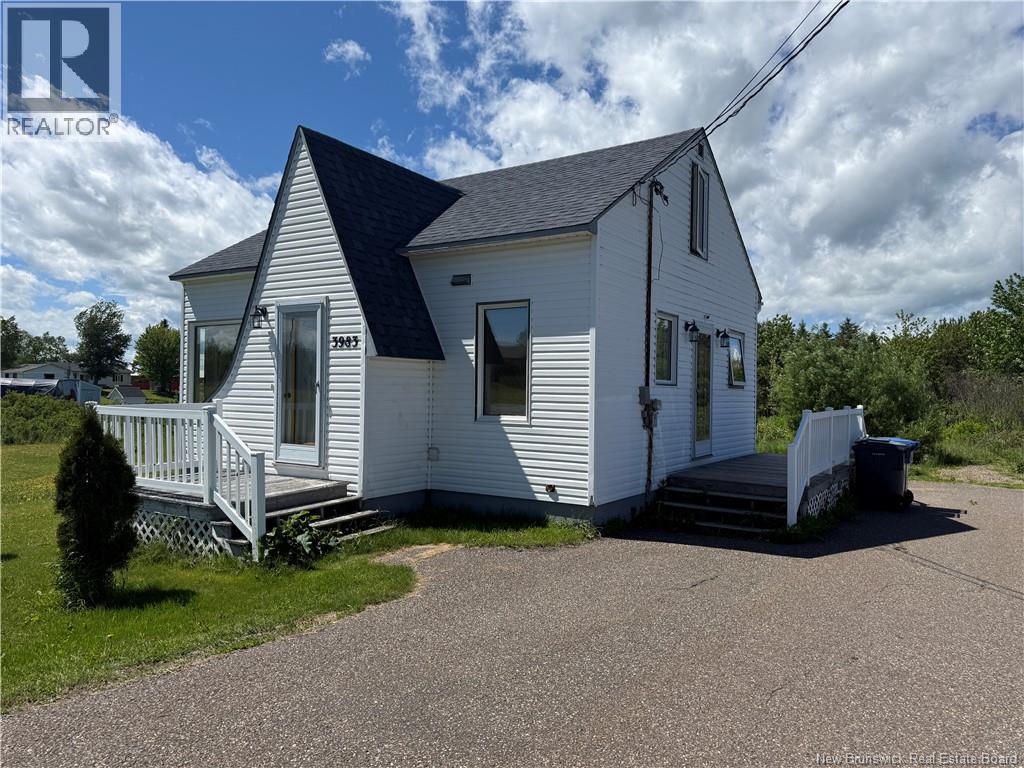 3983 Boulevard Des Fondateurs, Saint-Isidore, New Brunswick  E8M 1E3 - Photo 1 - NB142532