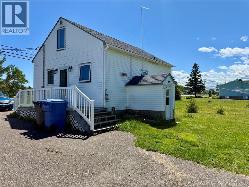 3983 Boulevard Des Fondateurs, Saint-Isidore, New Brunswick  E8M 1E3 - Photo 2 - NB142532