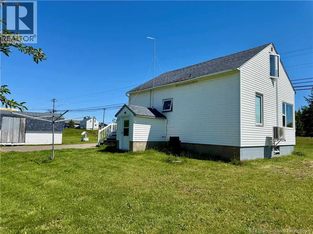 3983 Boulevard Des Fondateurs, Saint-Isidore, New Brunswick  E8M 1E3 - Photo 3 - NB142532