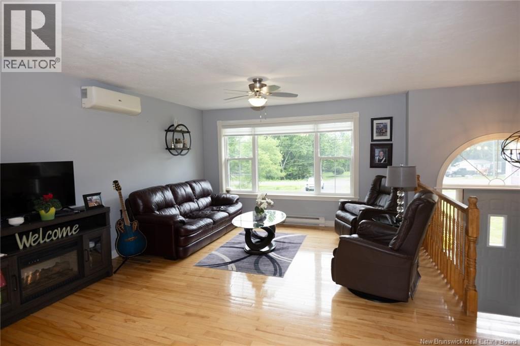 2 Christopher Crescent, Upper Kingsclear, New Brunswick  E3E 1T5 - Photo 6 - NB142338