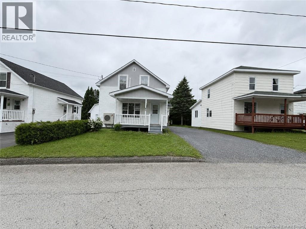 80 Rue St-Antoine, Saint-Léonard, New Brunswick  E7E 1Z4 - Photo 2 - NB142624