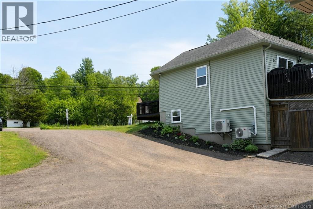 551 Dover Road, Dieppe, New Brunswick E1A 7L8 - Photo 5 - NB142607