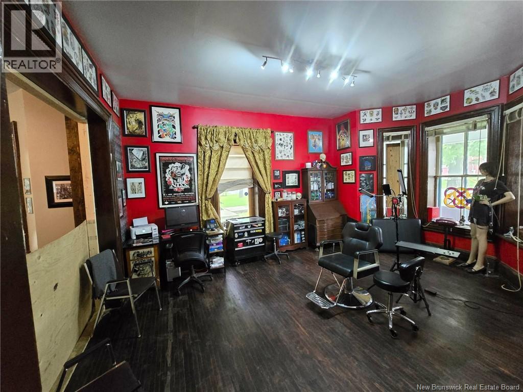 666 King, Bathurst, New Brunswick E2A 1R1 - Photo 28 - NB142766