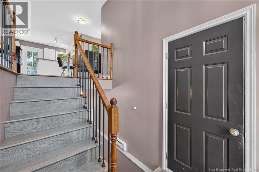 103 Thomas, Dieppe, New Brunswick  E1A 5W2 - Photo 3 - NB142776