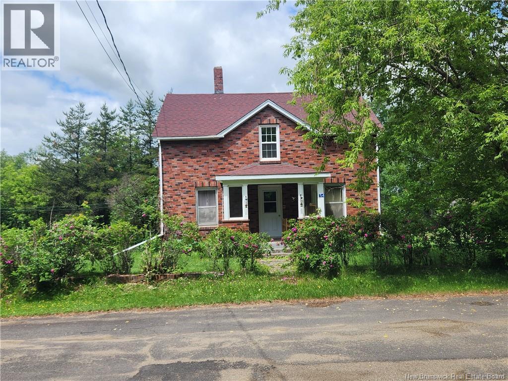 54 Shaw Street, Chipman, New Brunswick  E4A 2H5 - Photo 2 - NB142440