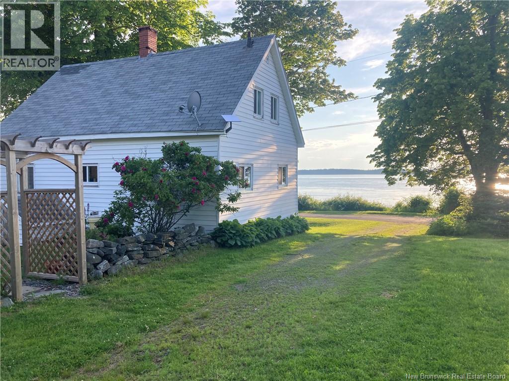 39 Cooks Point Road, Wilsons Beach, New Brunswick  E5E 1V4 - Photo 4 - NB142812