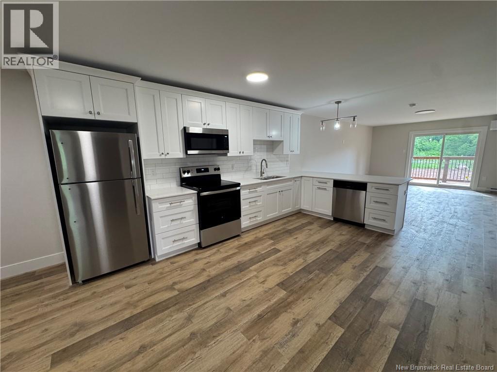 268 Main Street Unit# 204, Hampton, New Brunswick  E5N 6B8 - Photo 2 - NB142790