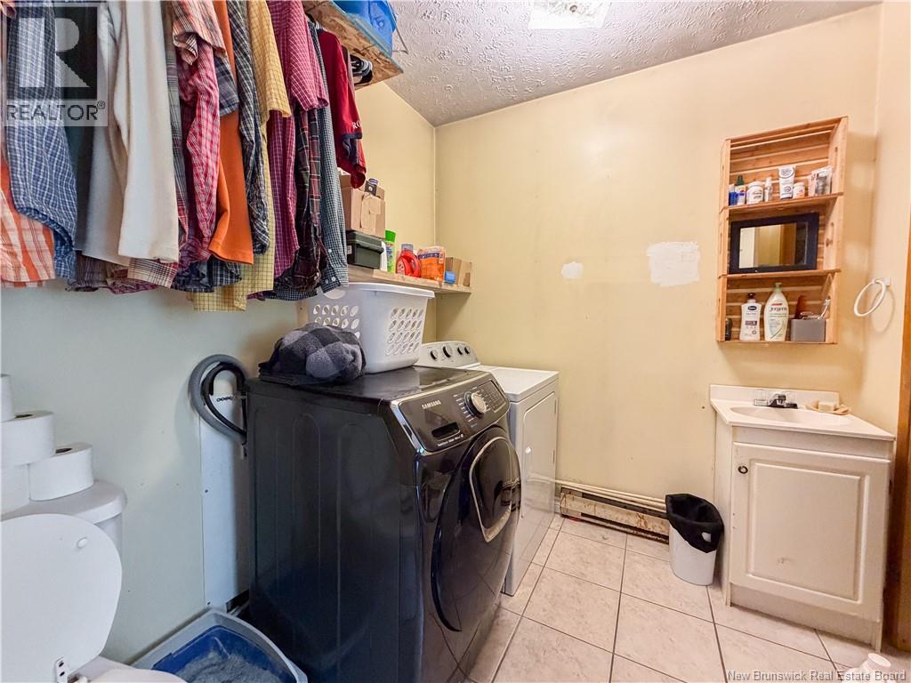28 Main Street, Doaktown, New Brunswick  E9C 1A2 - Photo 31 - NB142763