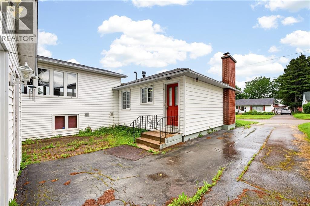 18 Carney, Moncton, New Brunswick  E1C 4H5 - Photo 29 - NB143034