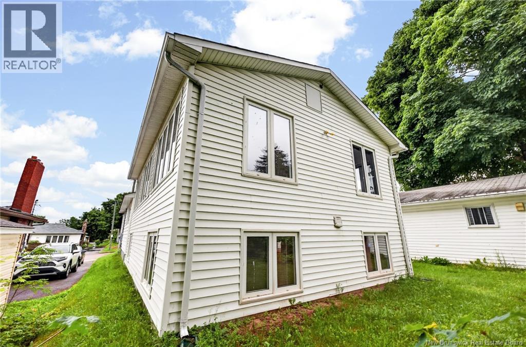 18 Carney, Moncton, New Brunswick  E1C 4H5 - Photo 32 - NB143034
