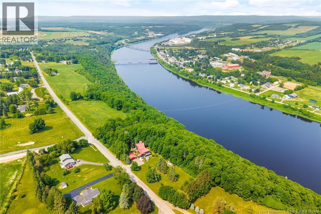 329 Riverview Drive, Florenceville-Bristol, New Brunswick  E7L 3N1 - Photo 48 - NB143037