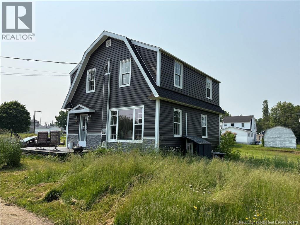 1186 Frenette Street, Bathurst, New Brunswick  E2A 1Y6 - Photo 3 - NB143058
