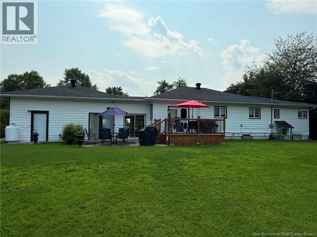 10 Coady Street, Miramichi, New Brunswick  E1N 5X9 - Photo 5 - NB143177