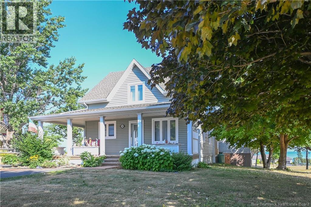 245 Saint-Pierre E Boulevard, Caraquet, New Brunswick  E1W 1B1 - Photo 4 - NB143195