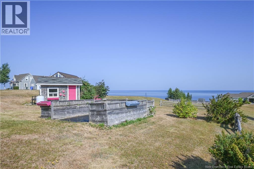 245 Saint-Pierre E Boulevard, Caraquet, New Brunswick  E1W 1B1 - Photo 7 - NB143195