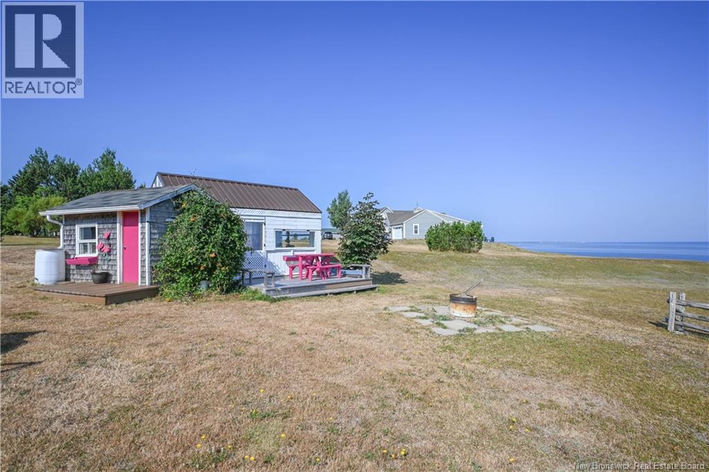 245 Saint-Pierre E Boulevard, Caraquet, New Brunswick  E1W 1B1 - Photo 8 - NB143195