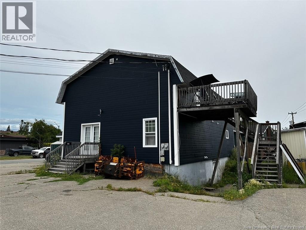 10 Boucher Street, Campbellton, New Brunswick  E3N 2P1 - Photo 3 - NB143194