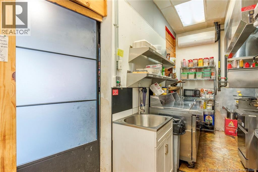 831 Main St, Moncton, New Brunswick  E1C 1G1 - Photo 14 - NB143072