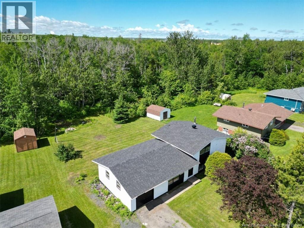 58 Chaleur, Belledune, New Brunswick  E8G 1Z4 - Photo 2 - NB142754