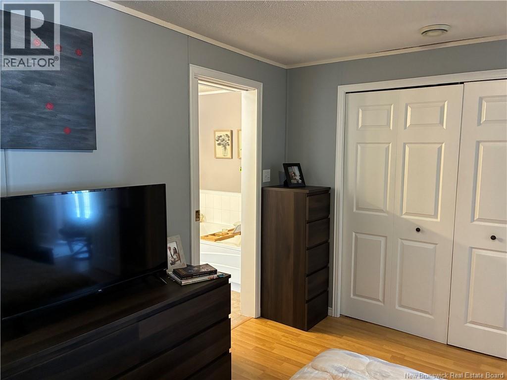 614 Champlain, Shediac, New Brunswick  E4P 9C9 - Photo 25 - NB143197