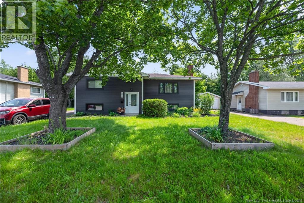 252 Buckingham Avenue, Riverview, New Brunswick  E1B 2N8 - Photo 1 - NB143164