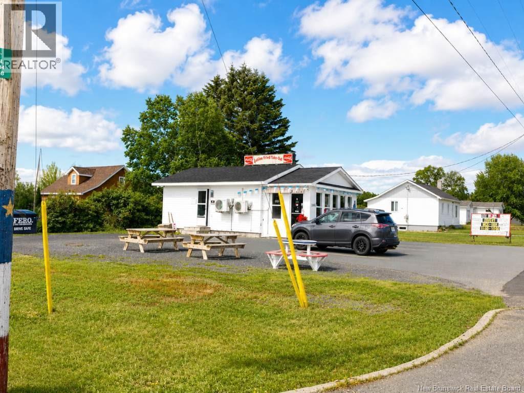 1805 Route 322, Robertville, New Brunswick  E8K 2T6 - Photo 1 - NB143334