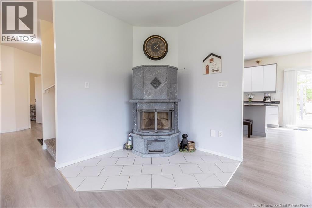 286 Mount View Road, Sackville, New Brunswick  E4L 1P4 - Photo 11 - NB143321
