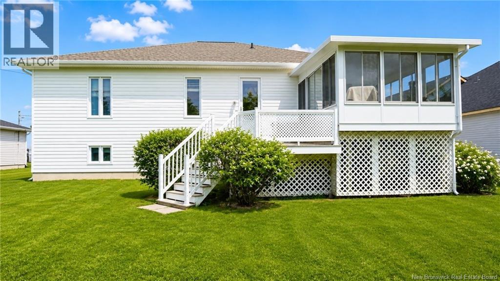 485 Rue Msgr Richard, Beresford, New Brunswick  E8K 1Y9 - Photo 8 - NB143344