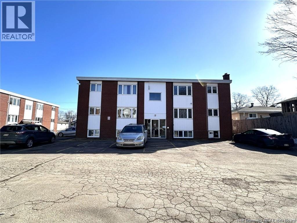 139 Elmwood Drive, Moncton, New Brunswick  E1A 1X2 - Photo 5 - NB139477