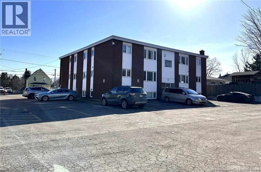 139 Elmwood Drive, Moncton, New Brunswick  E1A 1X2 - Photo 7 - NB139477