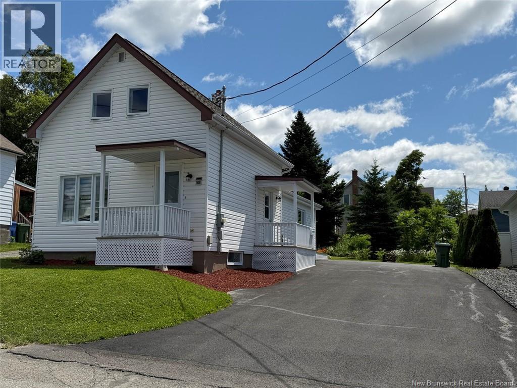 63 42e Avenue, Edmundston, New Brunswick E3V 2Z4 - Photo 1 - NB141328