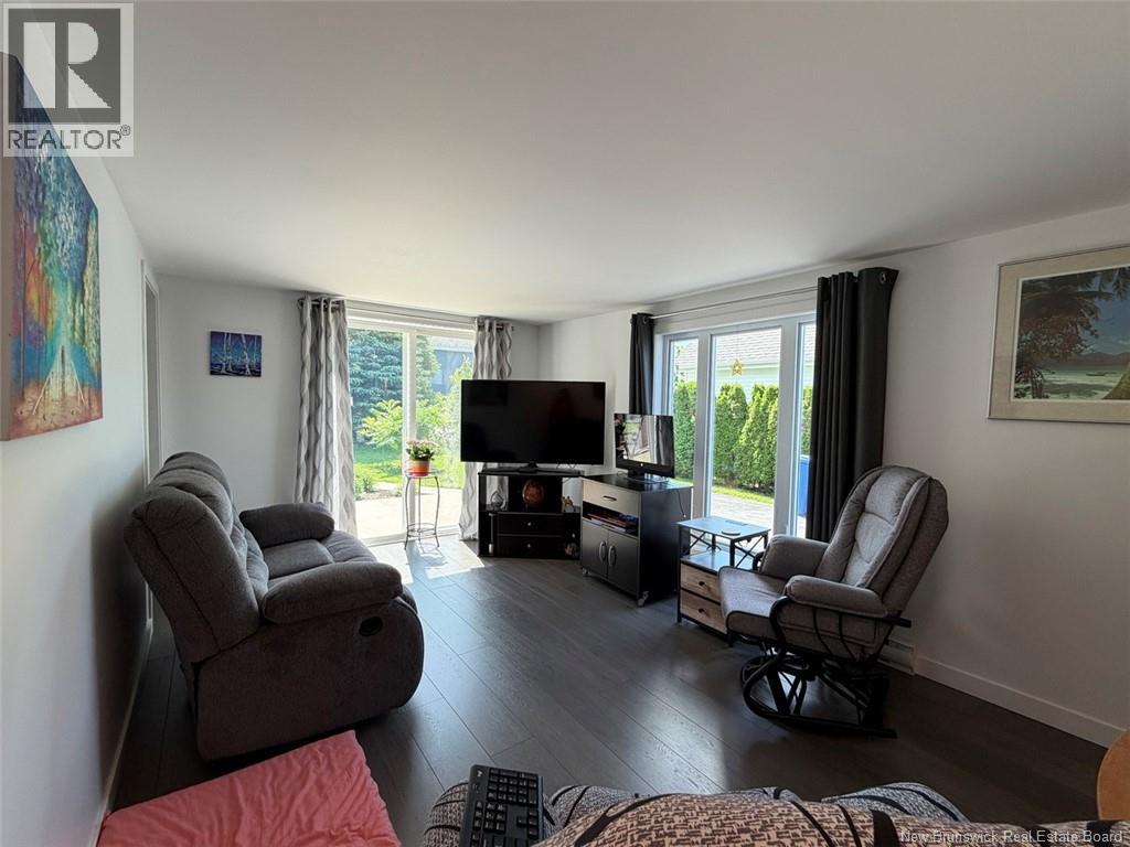 63 42e Avenue, Edmundston, New Brunswick E3V 2Z4 - Photo 10 - NB141328