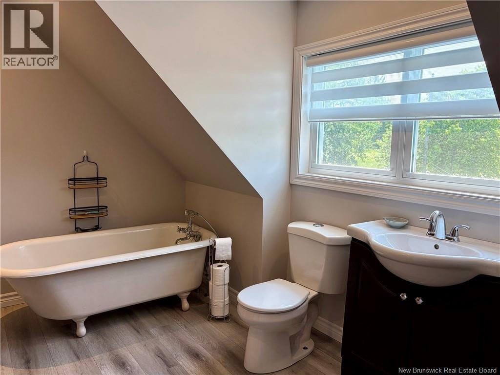 198 Chaleur, Charlo, New Brunswick  E8E 2E8 - Photo 26 - NB143310