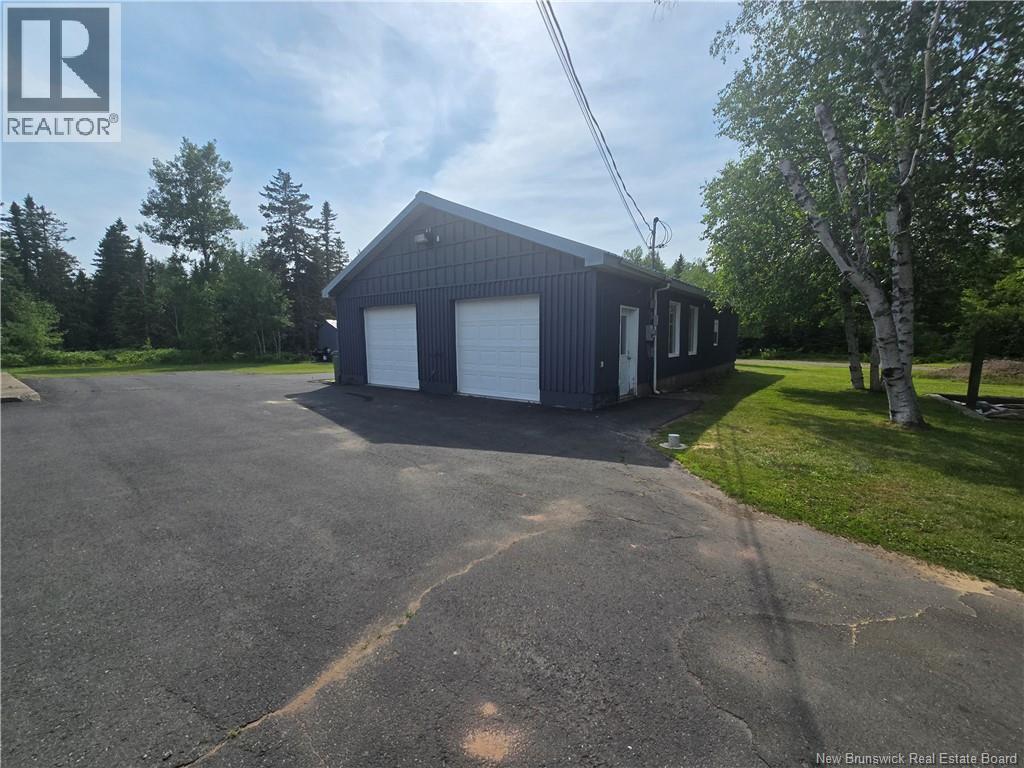 340 Ave Du Tré Carré, Shippagan, New Brunswick  E8S 1Y4 - Photo 39 - NB143548