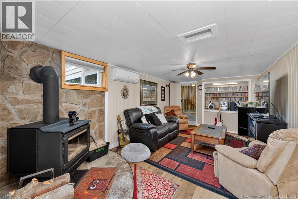 202 Rue Marie, Beresford, New Brunswick  E8K 1P8 - Photo 21 - NB143611