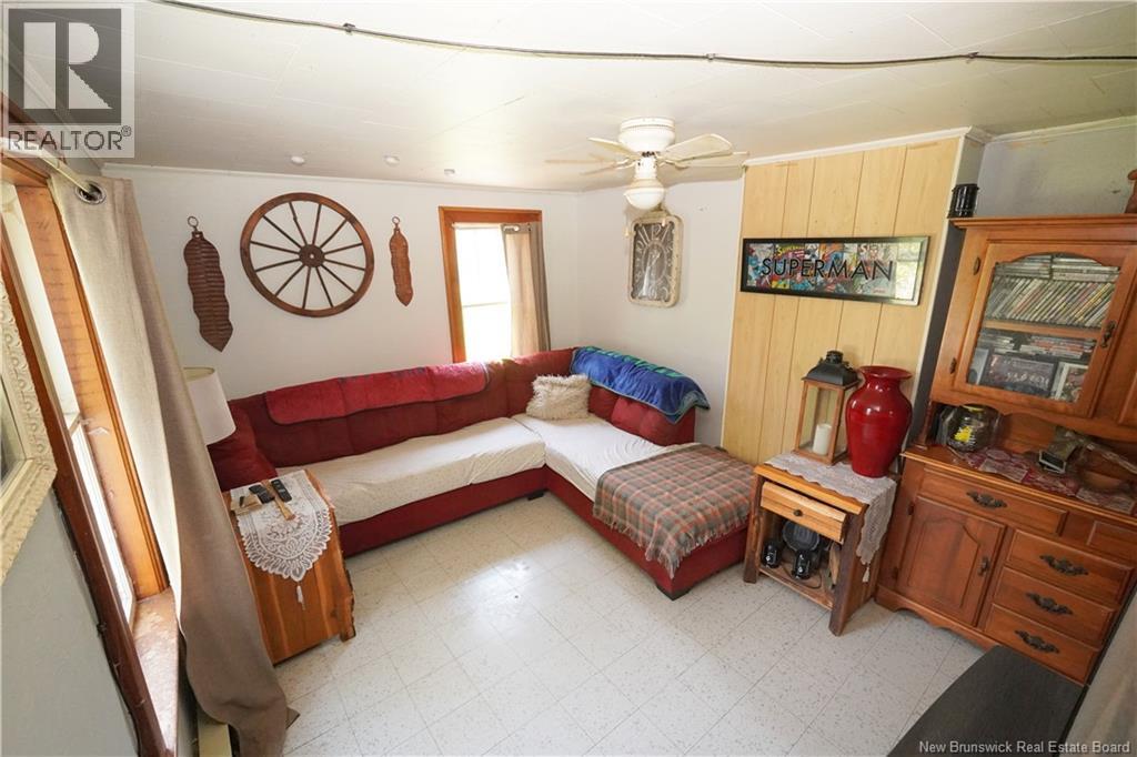 27 King Street, Grand Manan, New Brunswick E5G 2J9 - Photo 10 - NB143655