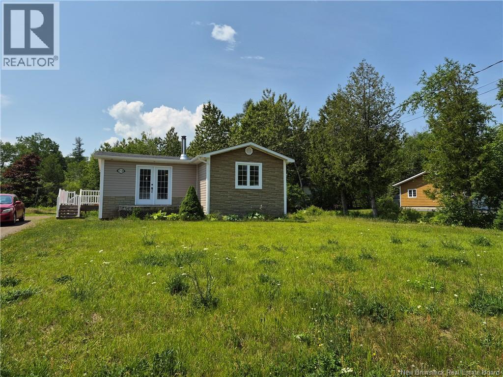 258 Rue Principale, Pointe-Verte, New Brunswick E8J 2W8 - Photo 4 - NB142052