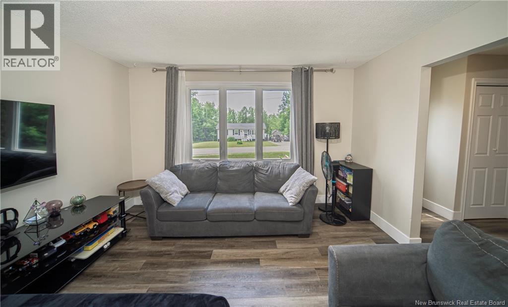 243 Sunrise Estates Drive, New Maryland, New Brunswick  E3C 1G7 - Photo 8 - NB143747