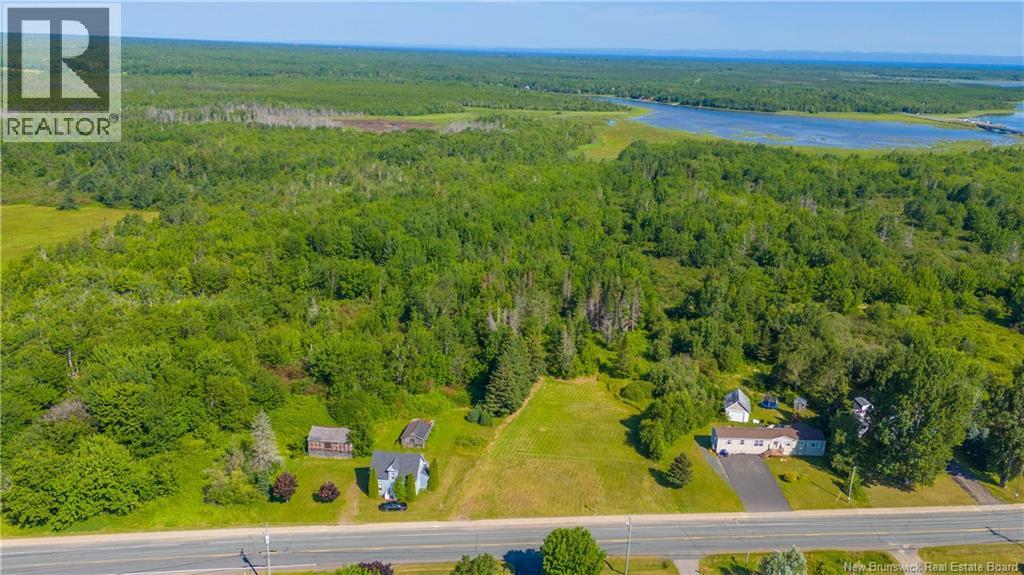 722 Des Acadiens Boulevard, Bertrand, New Brunswick  E1W 1G8 - Photo 4 - NB143776