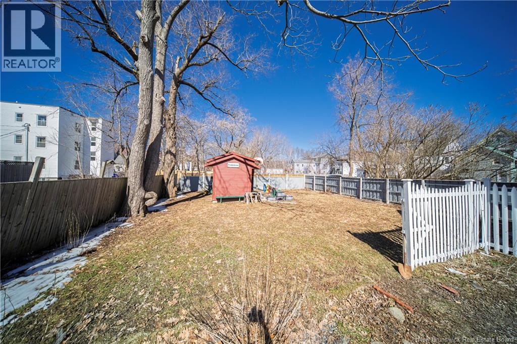 225 York Street, Fredericton, New Brunswick  E3B 3N9 - Photo 34 - NB143757