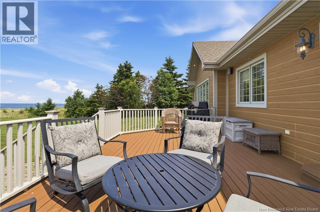 51 Bayshore Drive, Bathurst, New Brunswick  E2A 6A5 - Photo 47 - NB143881